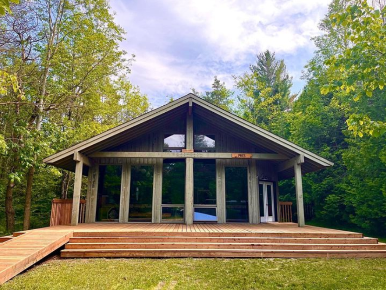 Silver Lake Mennonite Camp Come for a Summer of Fun!